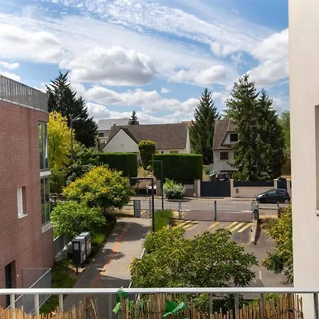 Appartement T2 Au Calme Proche Gare, Parking Prive à Buchelay Extérieur photo